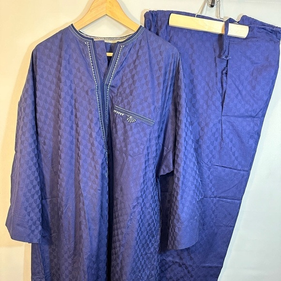 African Bazin Mens Clothing 2 Piece Embroidered Kaftan Shirt Pants Blue Pockets - Picture 1 of 14
